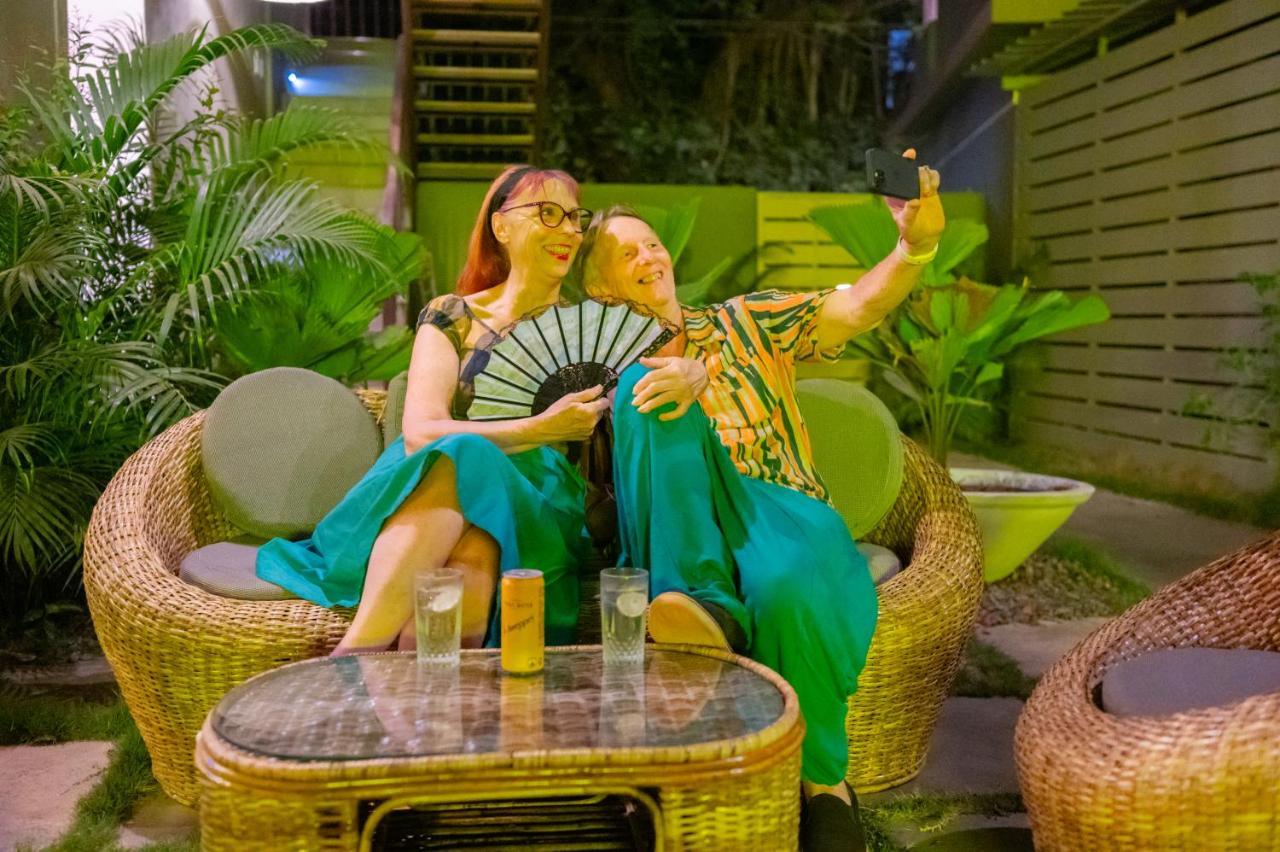 Locomo Boutique, Morjim - Stay Work Eat المظهر الخارجي الصورة