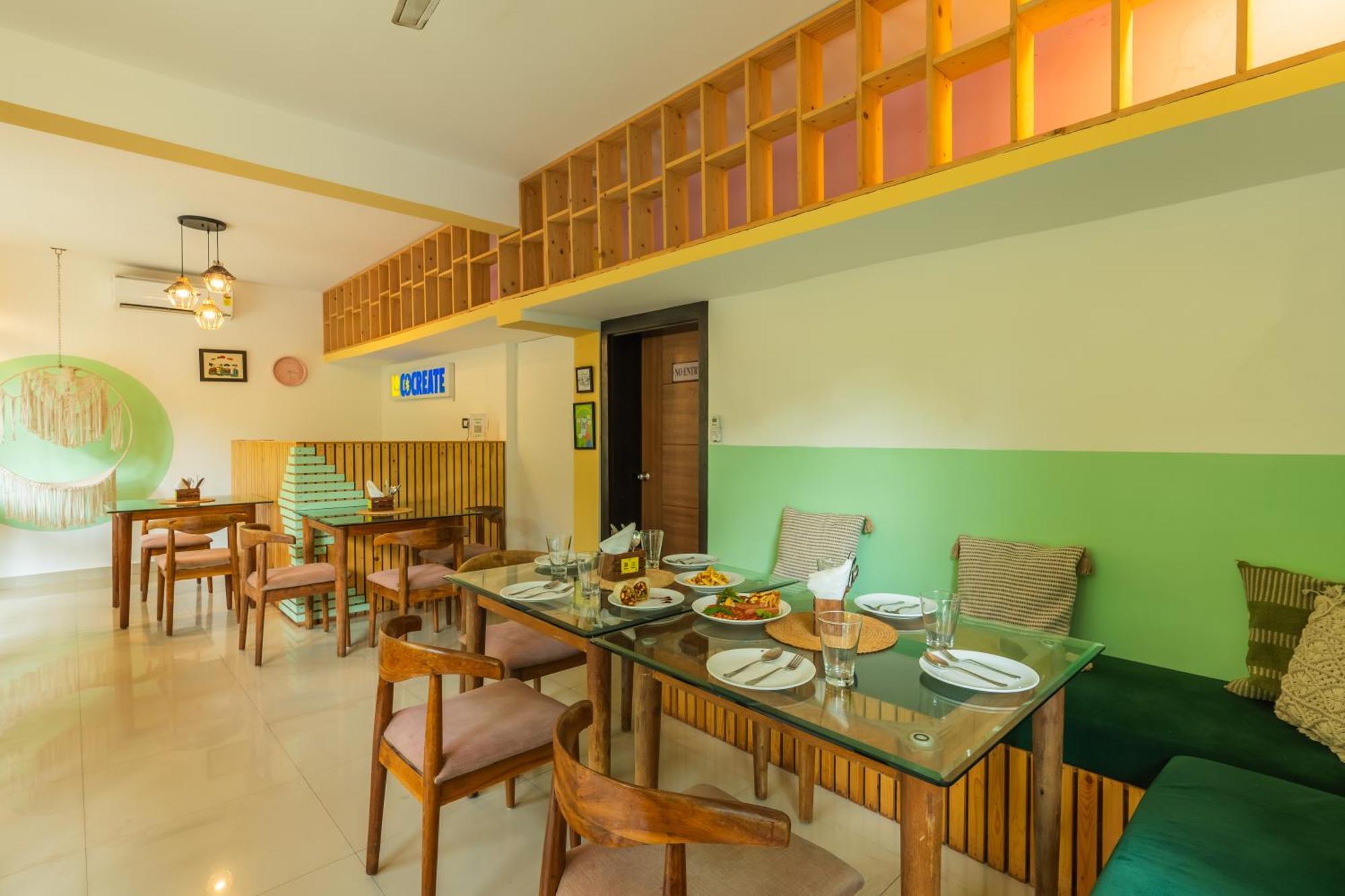 Locomo Boutique, Morjim - Stay Work Eat المظهر الخارجي الصورة