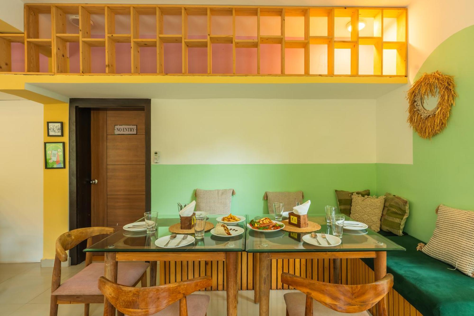 Locomo Boutique, Morjim - Stay Work Eat المظهر الخارجي الصورة